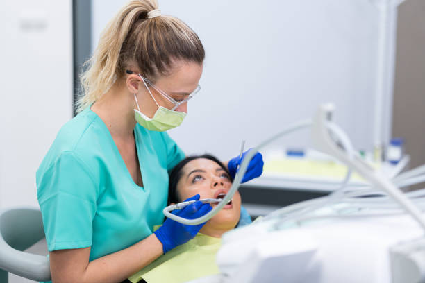 Best Emergency Gum Treatment in Cleveland Heights, OH